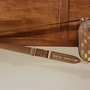 MK Crossbody bag, 11" x 7" Brown